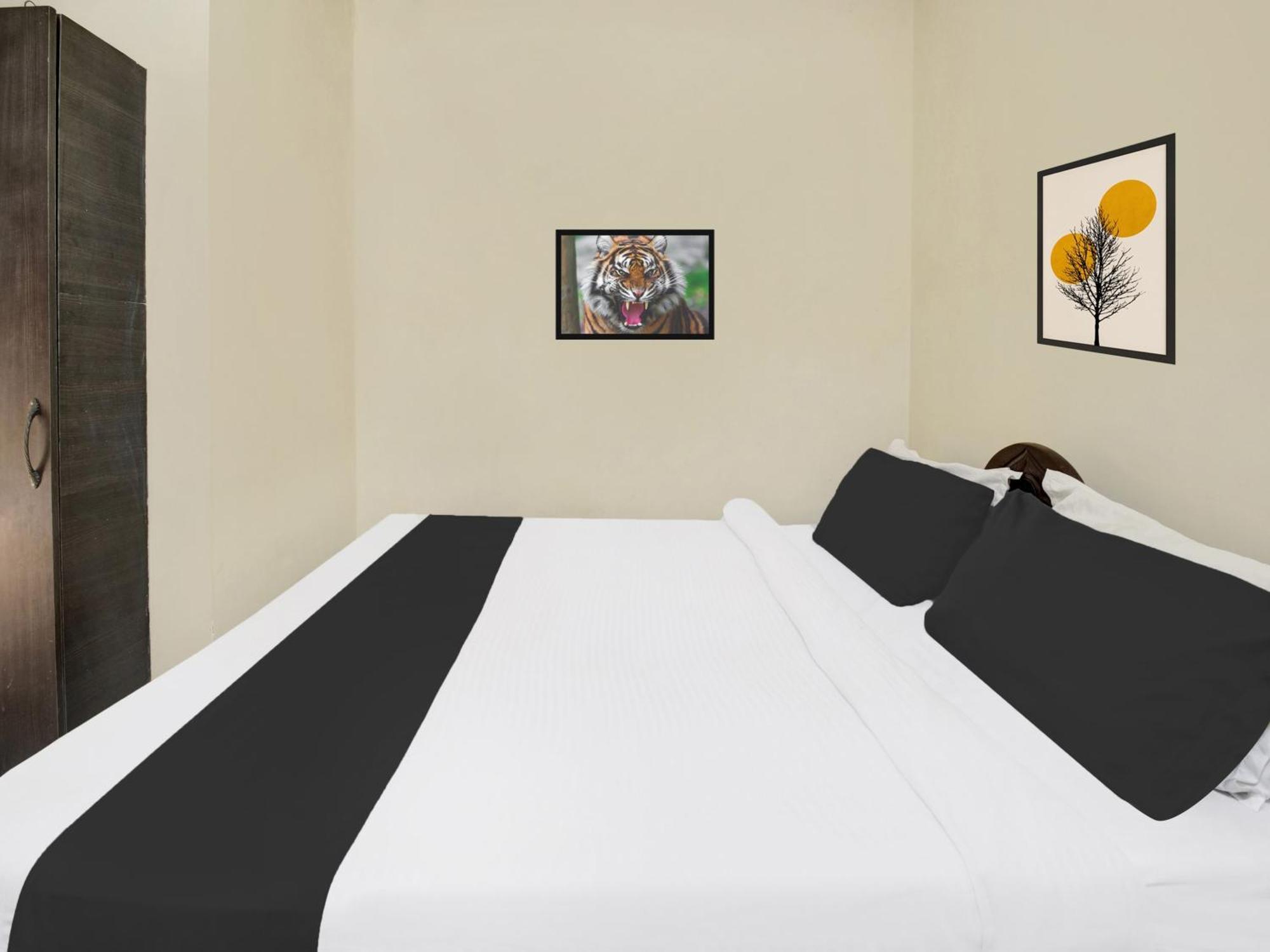 Super Hotel O Maligaon Adabari Guwahati Dış mekan fotoğraf
