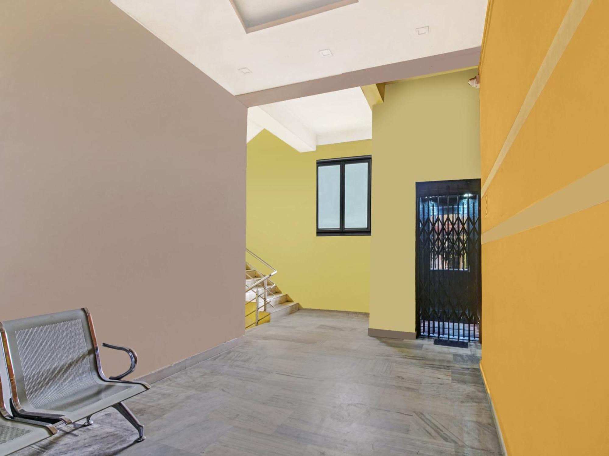 Super Hotel O Maligaon Adabari Guwahati Dış mekan fotoğraf